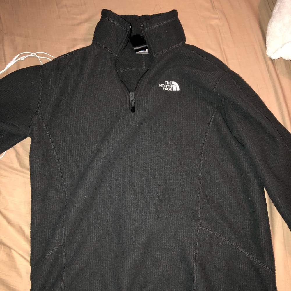 North face sweater